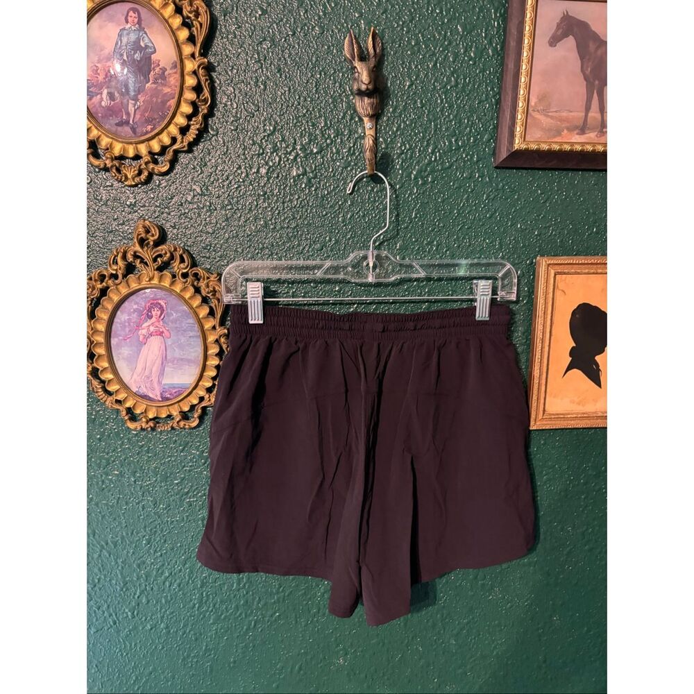 Lululemon Lightweight High-Rise Relaxed Short 3" *Long Liner Black / White Sz 6 - Picture 2 of 4